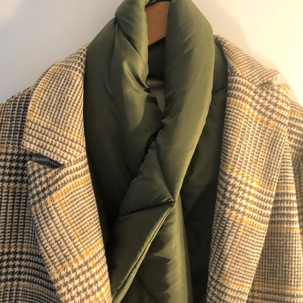 FREE PEOPLE PUFFER QUILTED SCARF - Picture 2 of 6